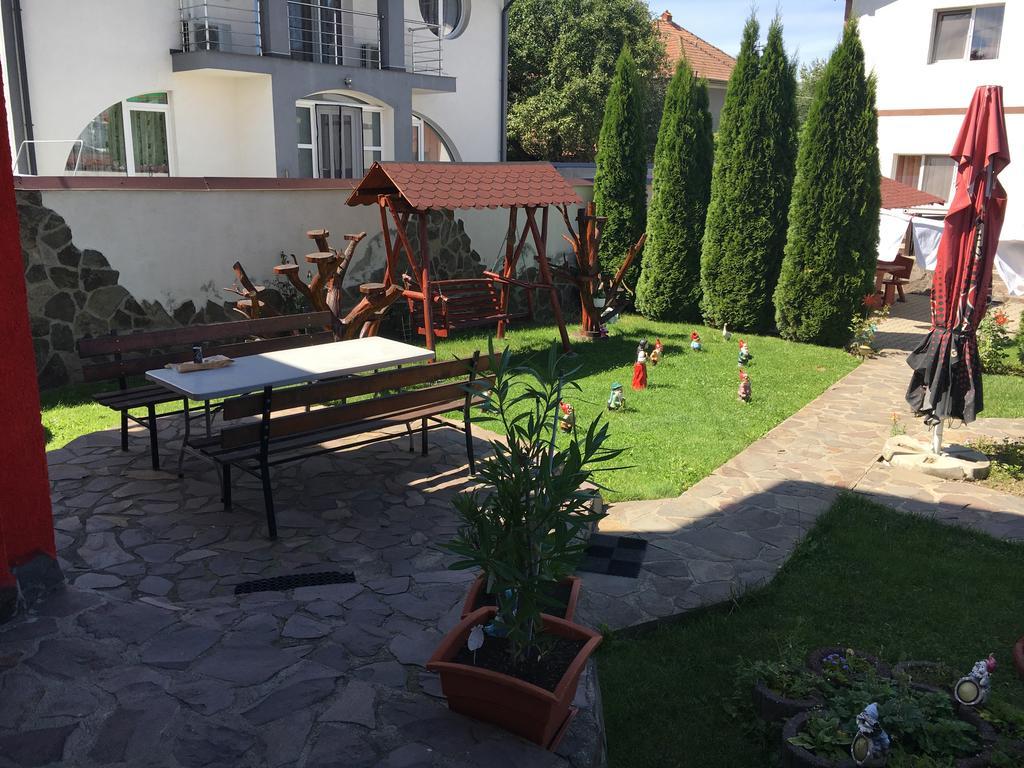 Pensiunea D&D Fagaras Ngoại thất bức ảnh